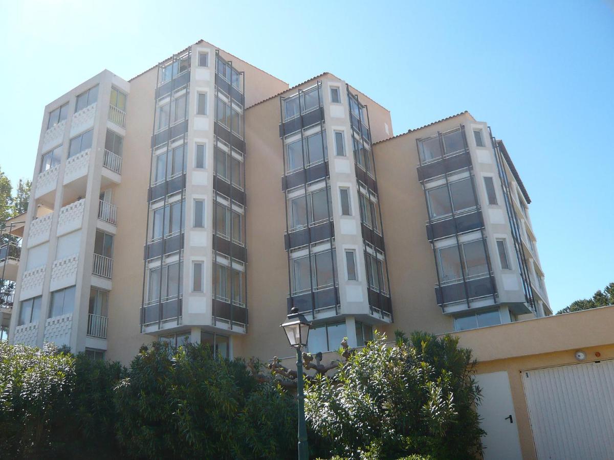 Apartment Le Grand Large By Interhome Сикс-Фор-ле-Плаж Екстериор снимка